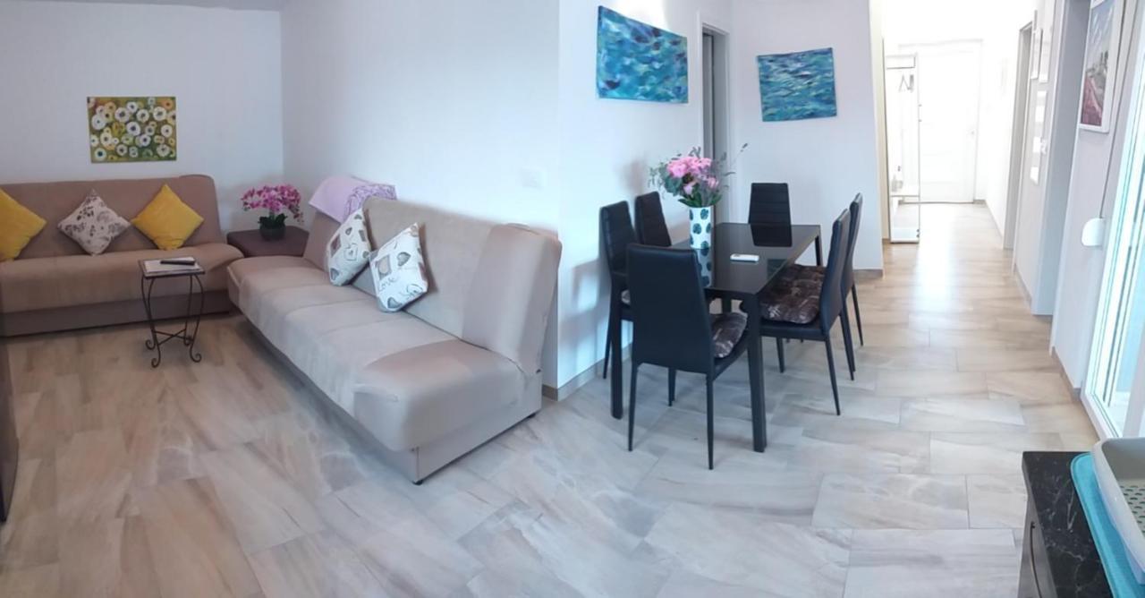 Apartment Dvorak Vir Exterior photo